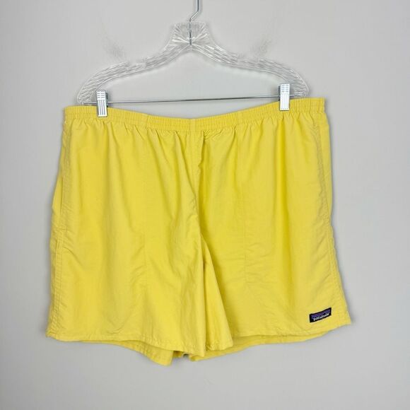 PATAGONIA | NEW Baggies 5” Inseam Shorts in Surfboard Yellow Men’s Size XX-Large - Picture 2 of 10